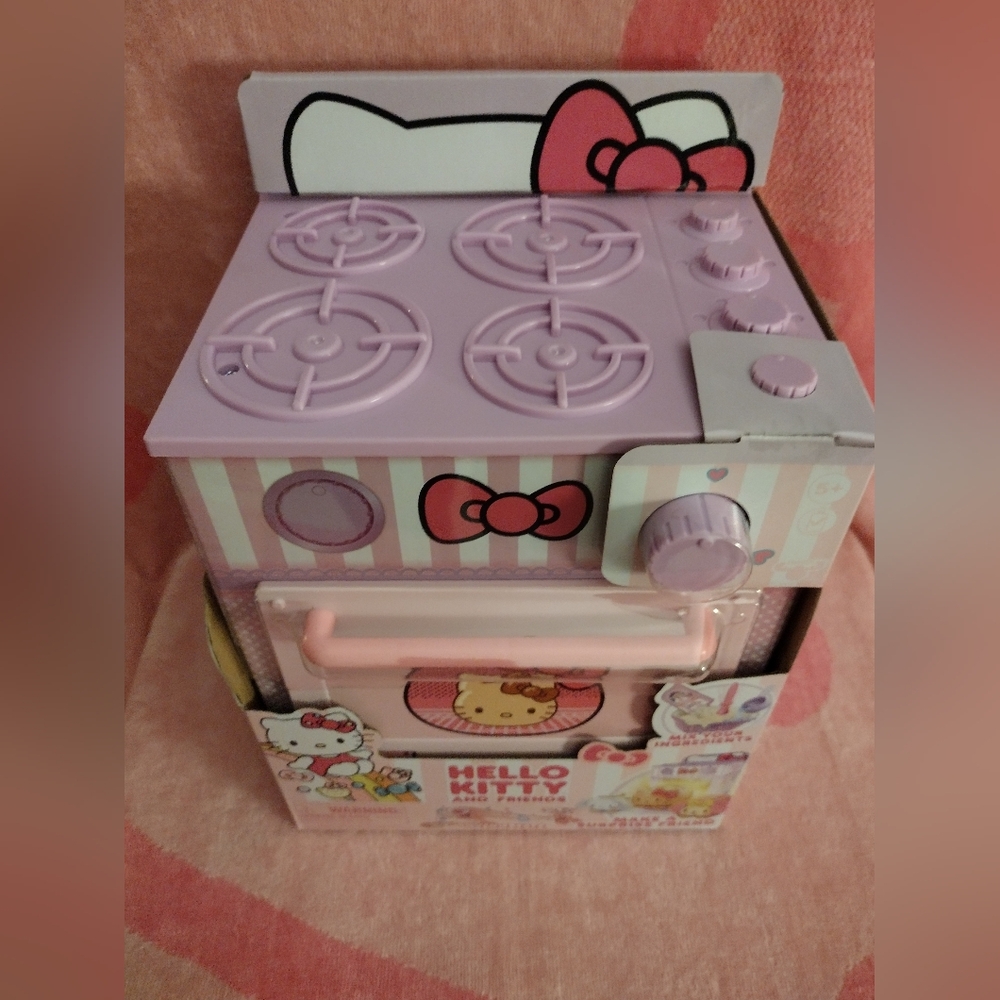 Hello Kitty Cookeez Bakery Toy Set - Picture 11 of 15